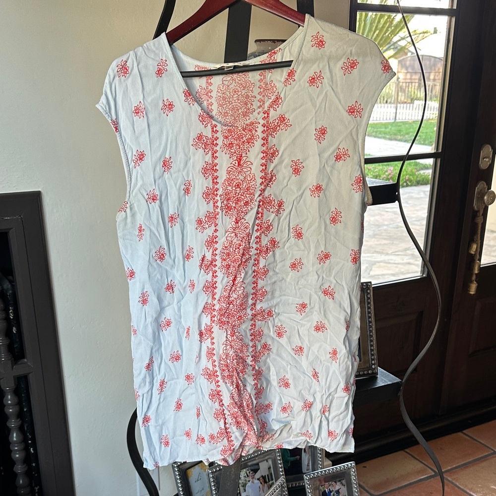 Floral Embroidered White and Red Women's Top